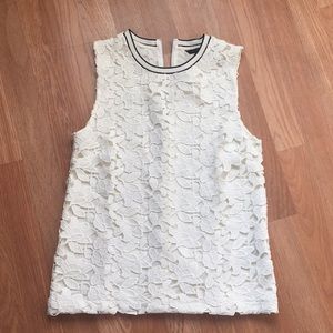 Banana republic lace top NEW